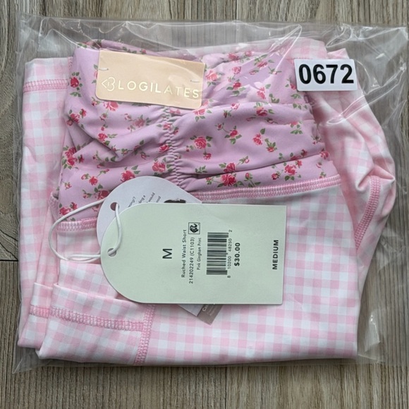 Blogilates Women's Ruched Waist Bike Shorts - Pink Gingham M - Picture 16 of 16